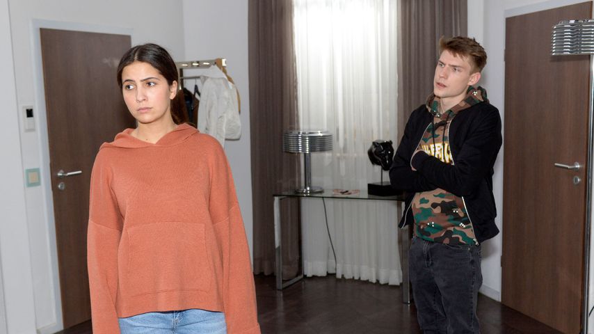 Laura (Chryssanthi Kavazi) und Moritz (Lennart Borchert) bei GZSZ