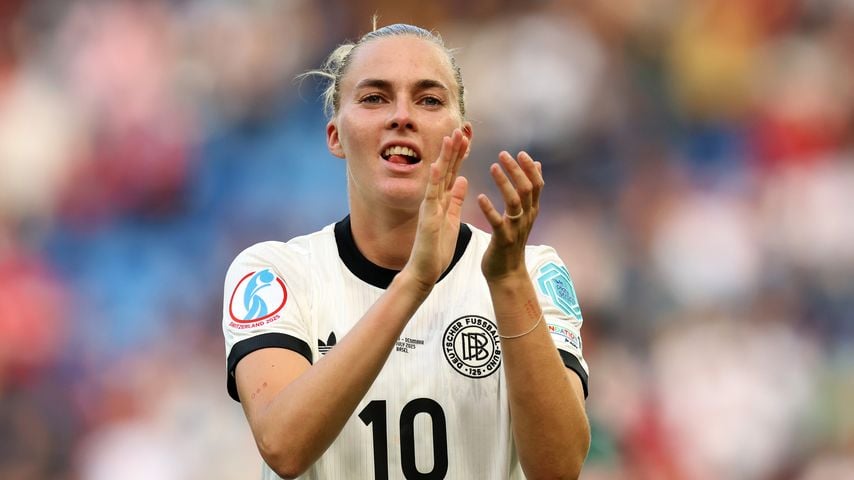 Fußballspielerin Laura Freigang im Juli 2025 in Basel