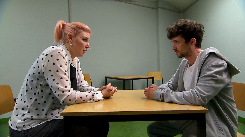 Paula (Laura Maack) und Jannes (Benjamin Mittelstädt)