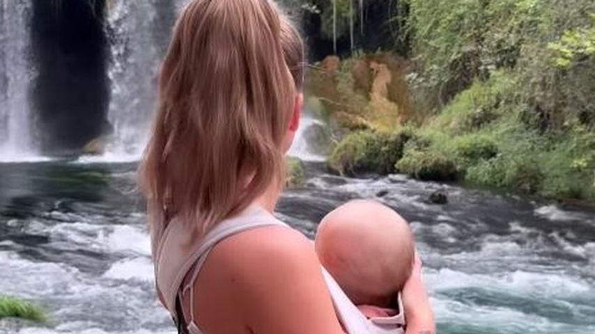 Laura Maria Rypa mit ihrem Sohn