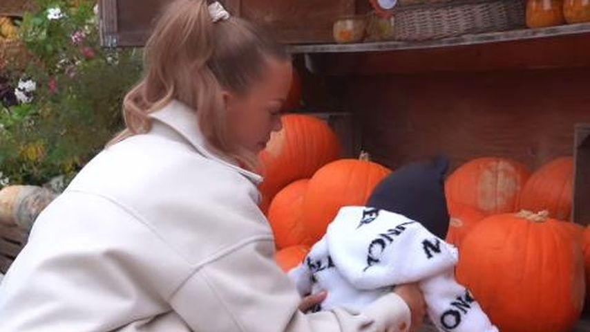 Laura Maria Rypa mit ihrem Sohn