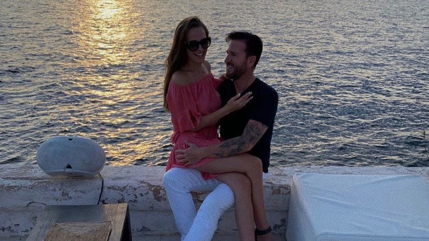 Laura Müller und Michael Wendler am Meer