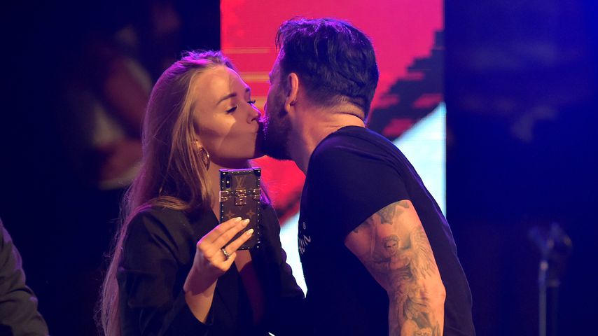 Bühnen-Bussi: Laura und der Wendler turtelten in Oberhausen