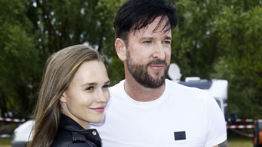 Laura Müller und Michael Wendler bei der Rostock Olé Party 2019