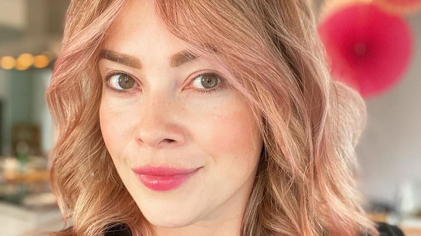"Verliebt in Berlin"-Star Laura Osswald hat pinke Haare!