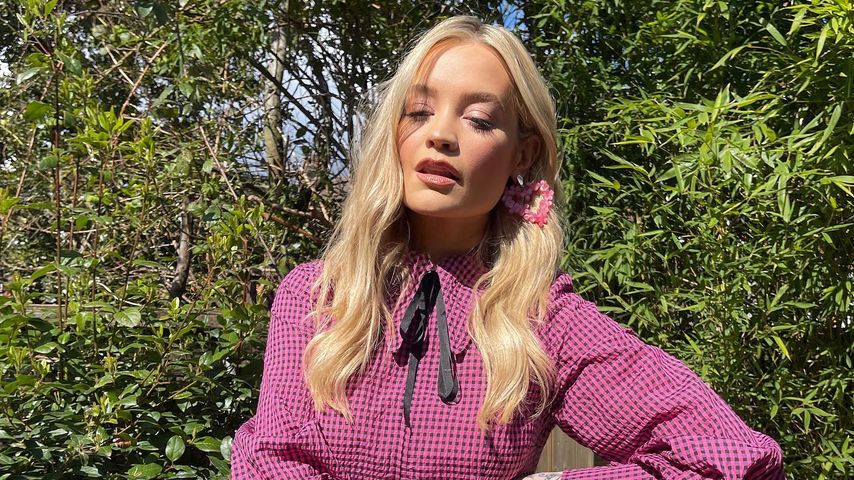 Ex-Kandidatin stichelt gegen UK-"Love Island"-Moderatorin