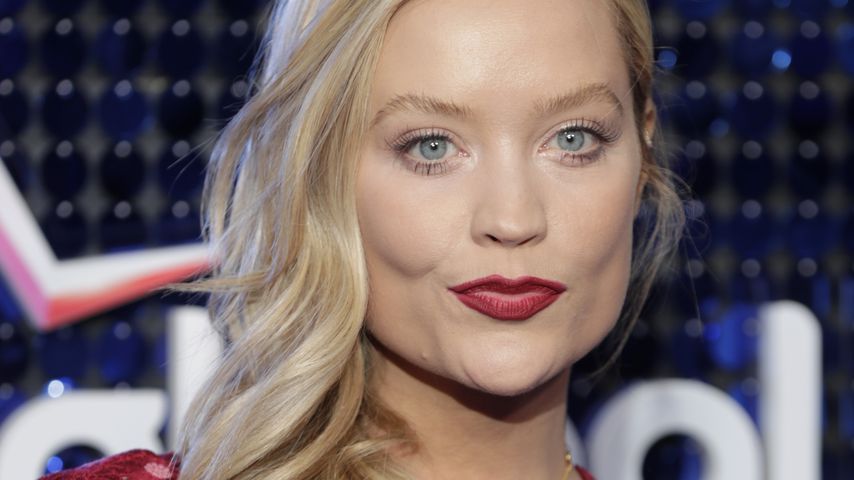 Laura Whitmore, Moderatorin