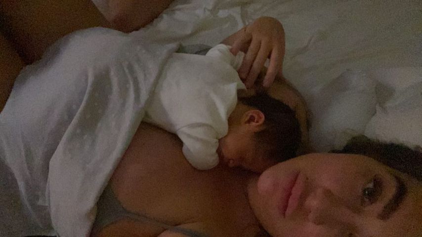 Lauren Goodger mit ihrer Tochter Larose im Juli 2021