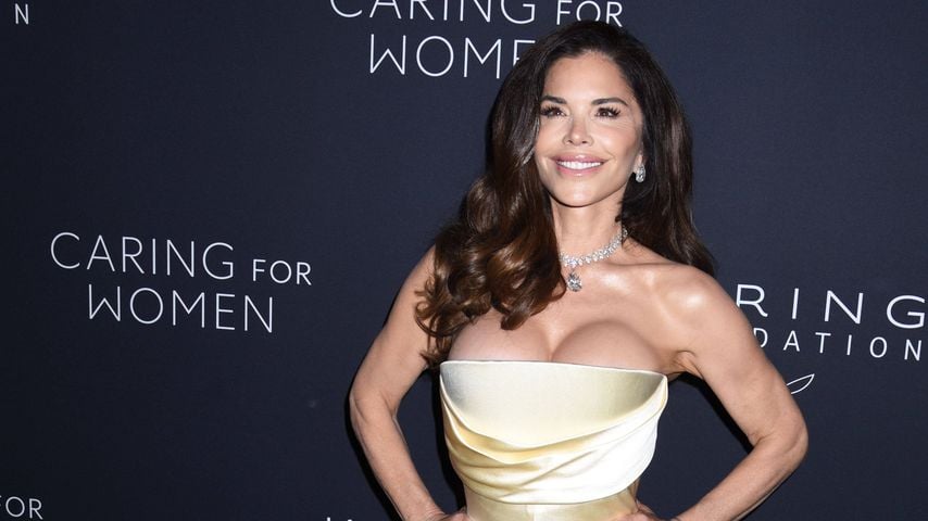 In Gold: Lauren Sánchez Bezos strahlt bei Charity-Event