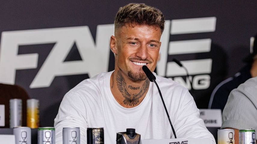 Laurenz Pesch bei der Pressekonferenz zu Fame Fighting 4 im Atlantic Hotel Essen