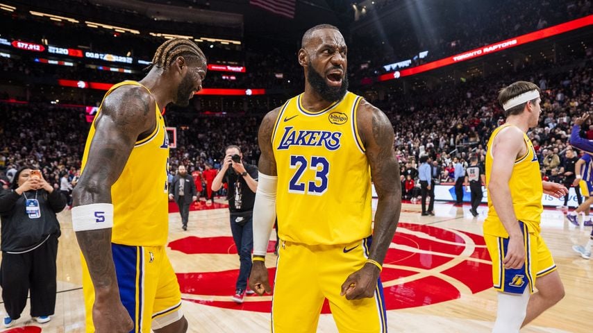 LeBron James mit den Los Angeles Lakers nach dem Sieg über die Toronto Raptors in der Scotiabank Arena, Dezember 2025