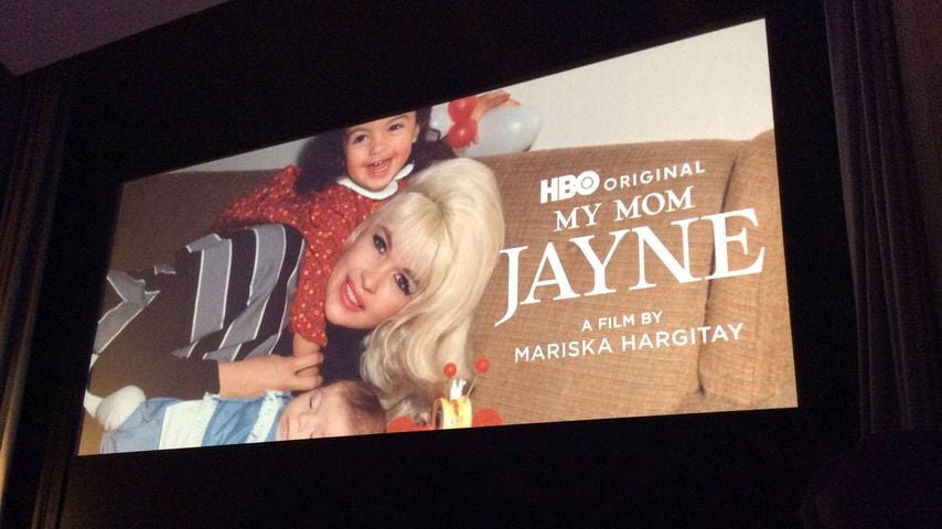 Mariska Hargitay präsentiert ihr Regiedebüt "My Mom Jayne" im Museum of Tolerance in Beverly Hills