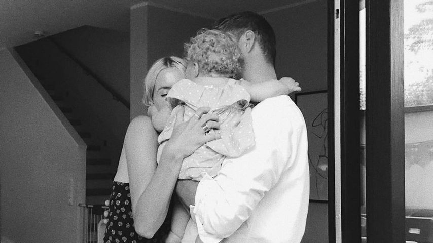 Lena Gercke mit Dustin Schöne und Tochter Zoe im Juli 2021
