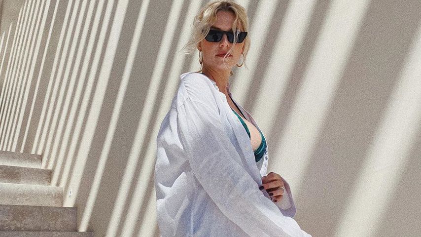 Lena Gercke versteckt Babybauch unter Dustins Hemd