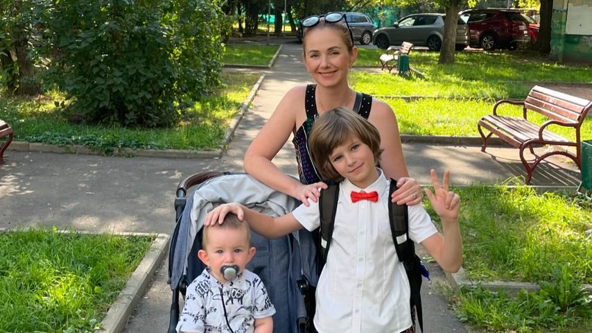 Lena Katina mit ihren beiden Söhnen, 2024