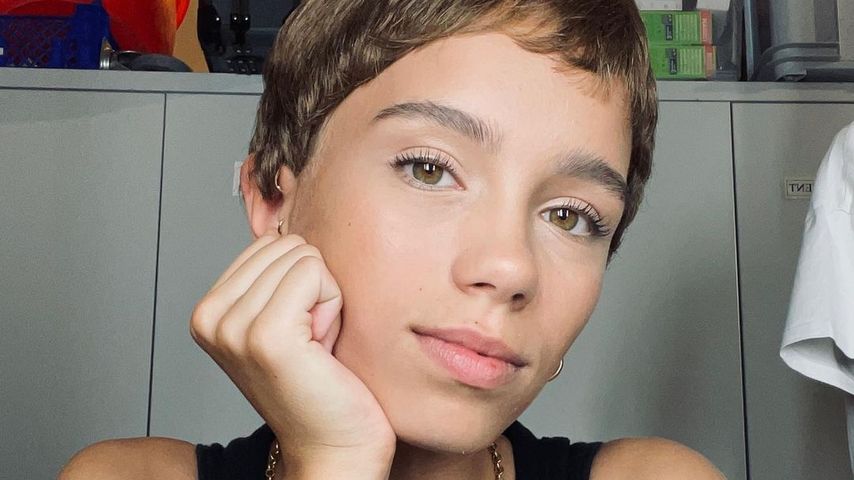 Kurzer brauner Pixie-Cut: Extrem-Umstyling bei Lena Mantler