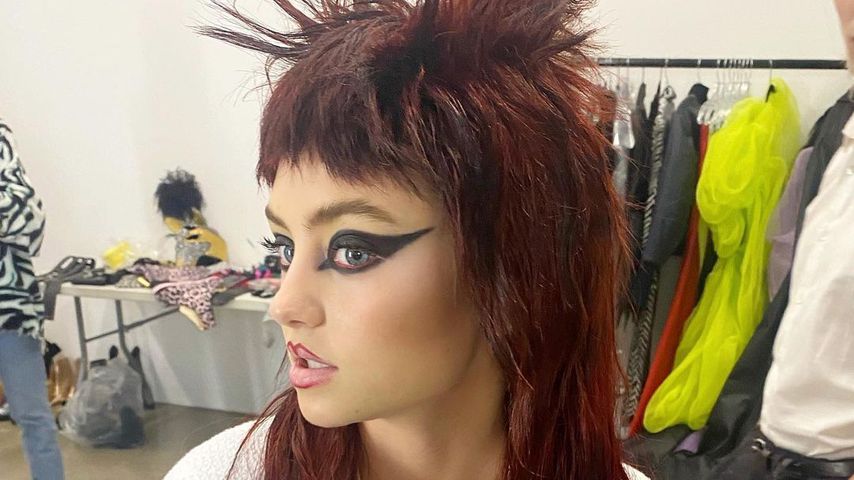 Smokey Eyes und wilde Mähne: Leni Klum posiert als Raubkatze