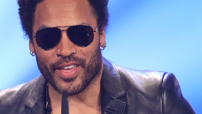 GQ-Awards: Wer versteckt sich unter dieser Kapuze?