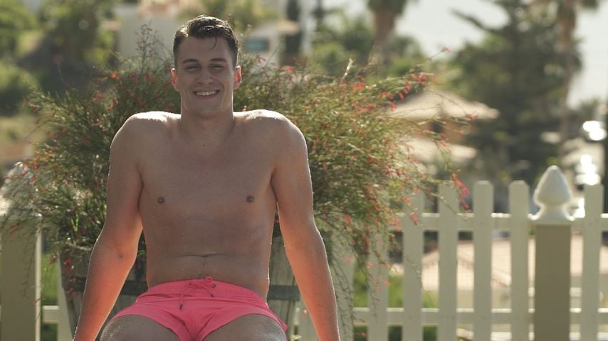 Léon bei "Love Island"