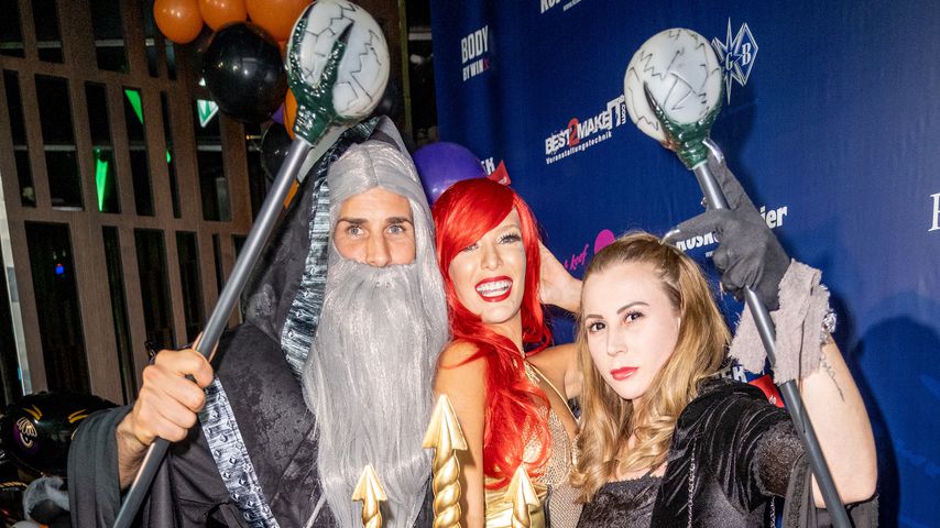 Leonard Freier, Oksana Kolenitchenko und Caona Freier im "The Pearl"-Club