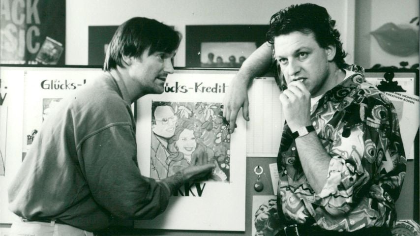 Schauspieler Helmut Zierl und Leonard Lansink im Film "Singles", 1988