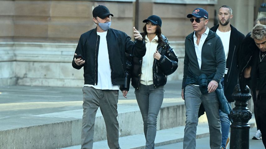 Leonardo DiCaprio mit Vittoria Ceretti und ihrer Familie in London