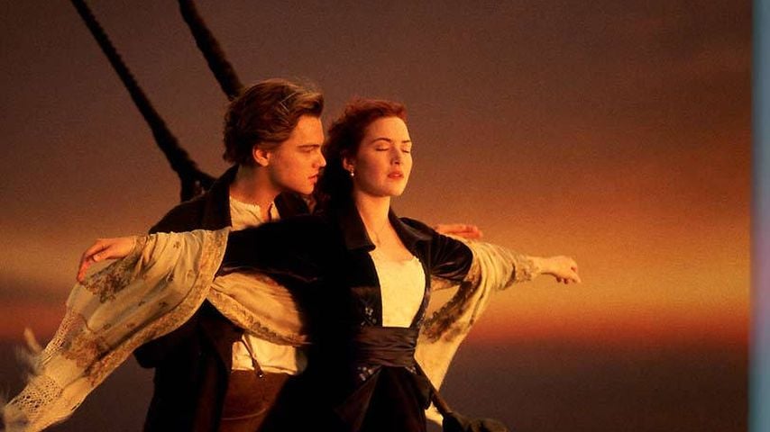 Leonardo DiCaprio und Kate Winslet in einer ikonischen Szene aus "Titanic" (1997)