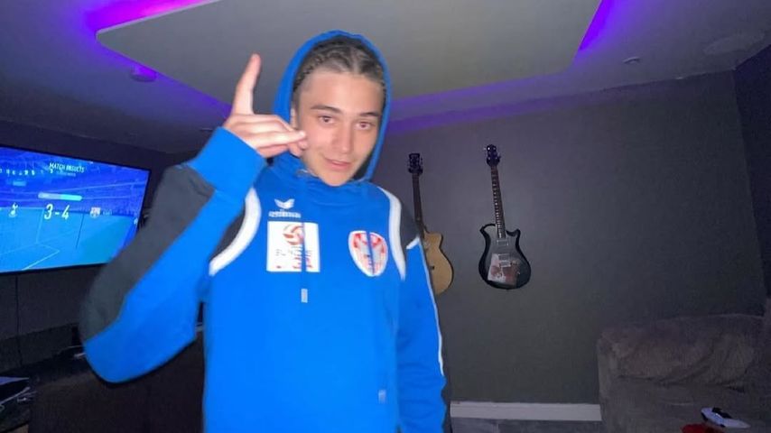 Leondre Devries von Bars and Melody, 2024