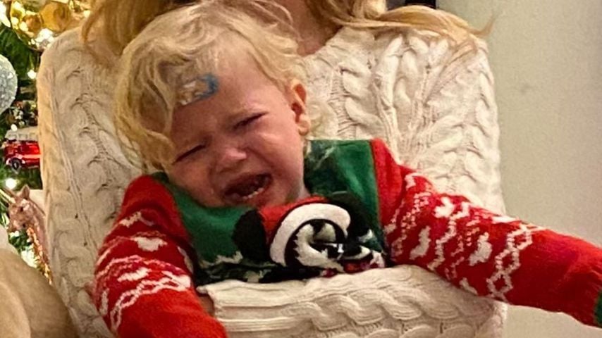 Chiara Ferragni hält ihren Sohn Leone