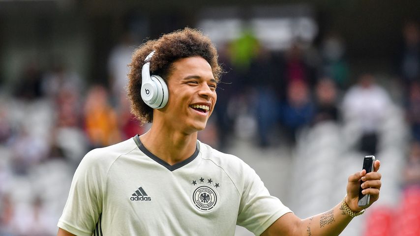 Zurück auf Schalke: EM-Debütant Leroy Sané hat ausgeurlaubt!