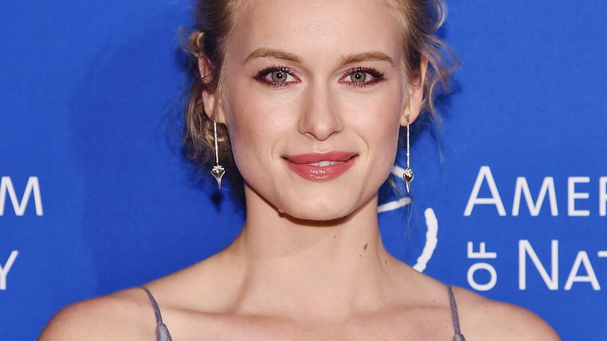 Leven Rambin bei der 2016 American Museum of Natural History Museum Gala in New York