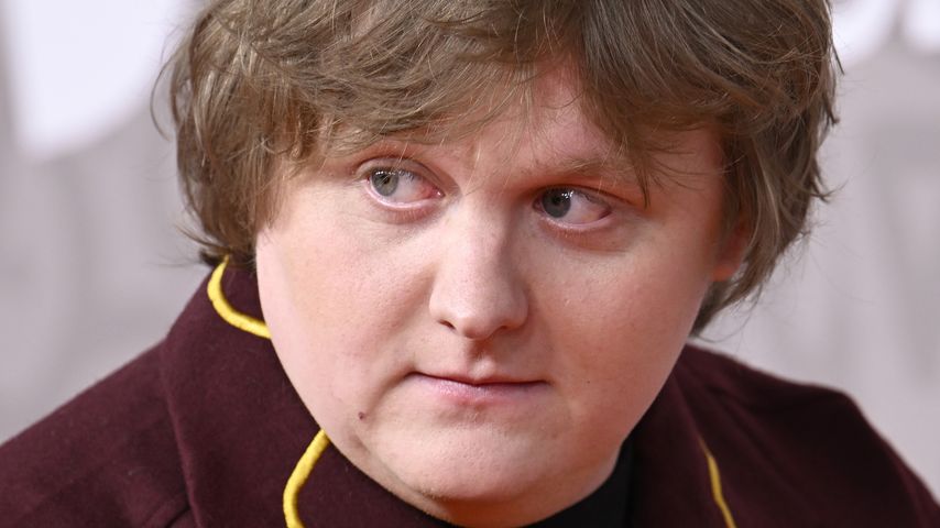 "Dachte, ich sterbe": Lewis Capaldi hat Lagerungsschwindel