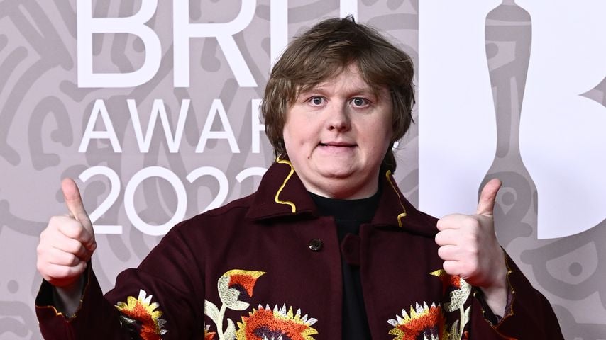 Lewis Capaldi, Sänger