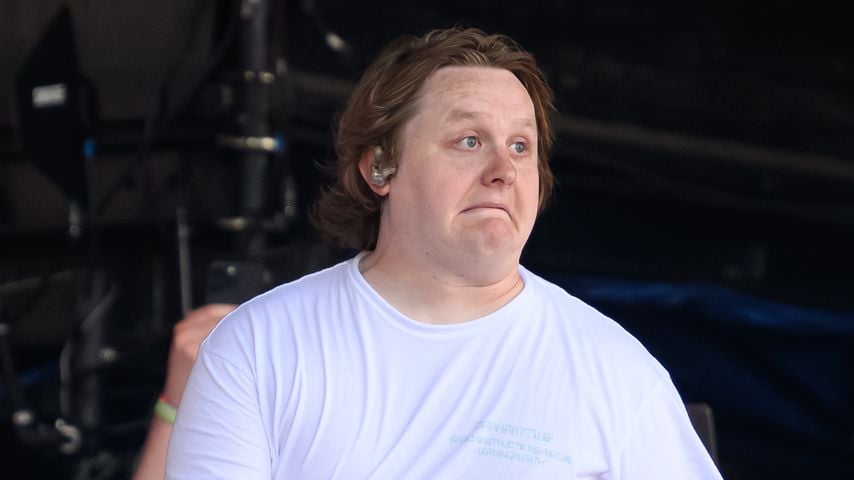 Lewis Capaldi, Sänger