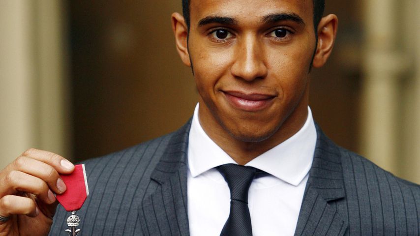 Lewis Hamilton im Buckingham Palace in London im März 2009