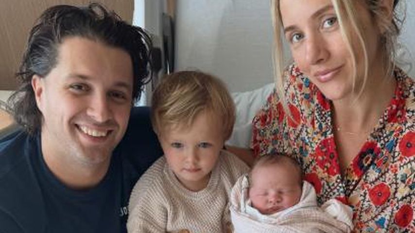 Liam Stewart, seine Frau Nicole und ihre gemeinsamen Kinder, März 2025