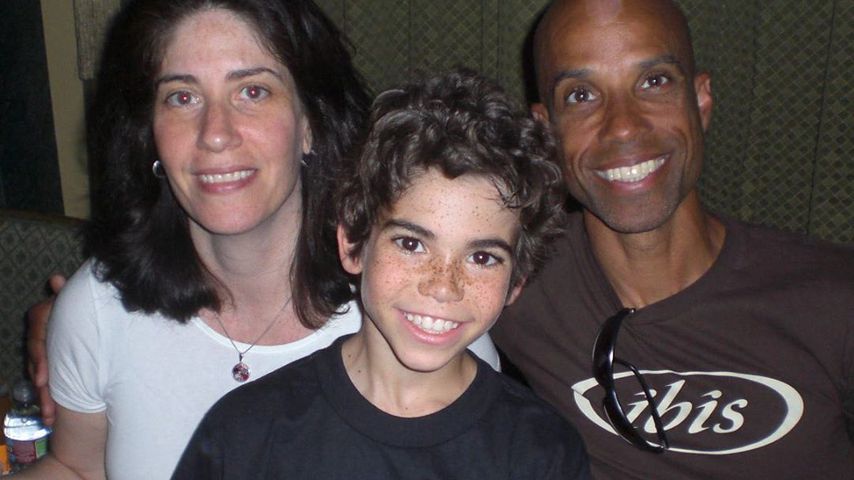 Cameron Boyce mit seinen Eltern Libby und Victor