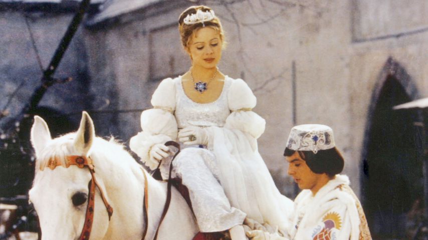 Libuše Šafránková und Pavel Travnicek in "Drei Haselnüsse für Aschenbrödel"