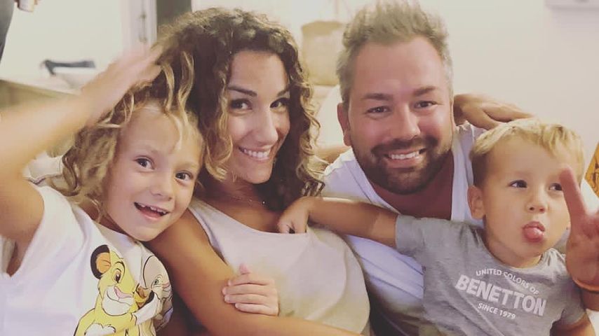 Licia und Mark Wycislik mit ihren beiden Kindern im Dezember 2020