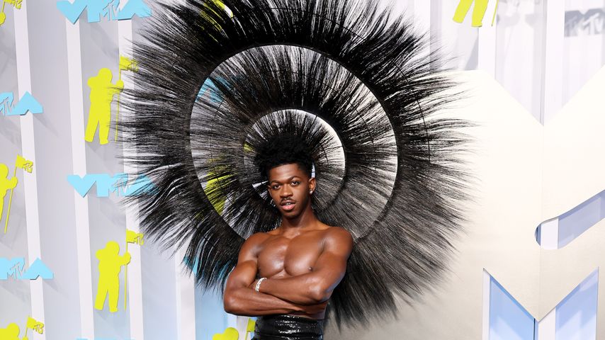 Lil Nas X, Sänger