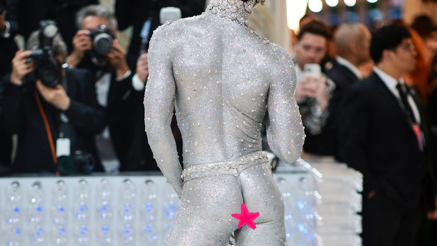 Collage: Lil Nas X bei der Met Gala 2023
