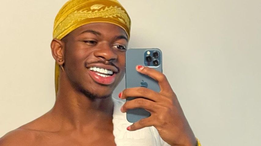 Lil Nas X, Sänger und Rapper