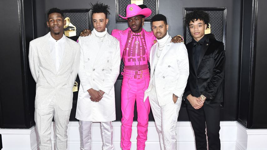 Sänger Lil Nas X mit Freunden