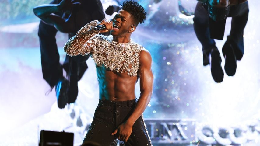 Lil Nas X während seiner Performance bei den Grammys 2022