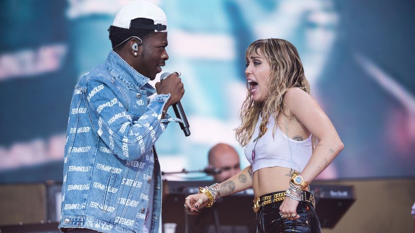Lil Nas X und Miley Cyrus performen zusammen beim Glastonbury Festival