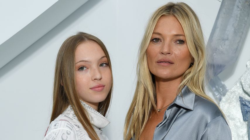 Lila Moss mit ihrer Mutter Kate