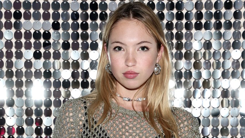 Model Lila Moss im Dezember 2022