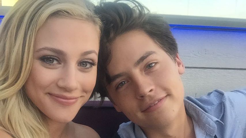 Lili Reinhart und Cole Sprouse