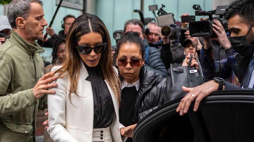 Lilian de Carvalho Monteiro vor dem Gerichtsgebäude in London