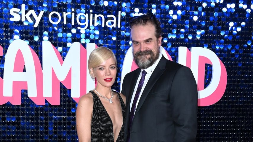 Lily Allen und David Harbour im März 2023